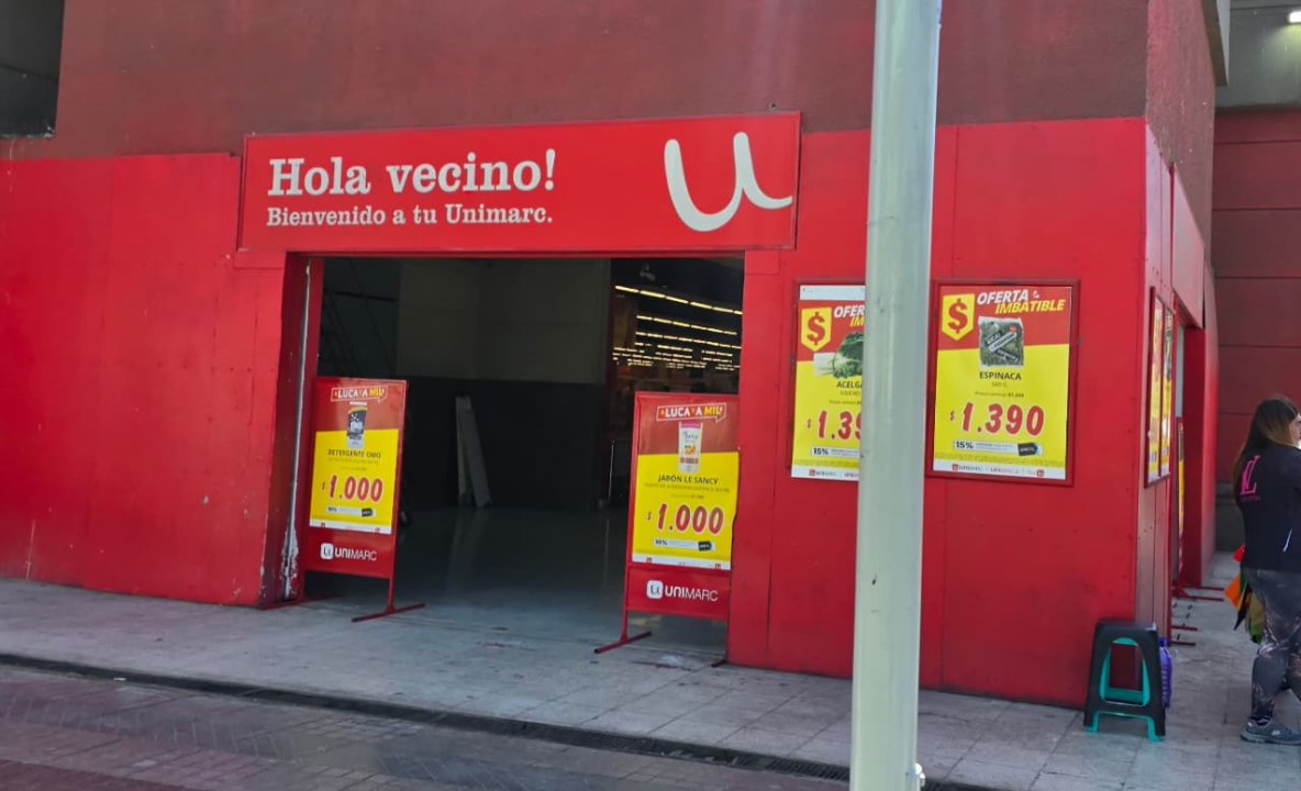 /recuperando-el-centro-de-copiapo-supermercado-unimarc-reabre-su-puerta-de