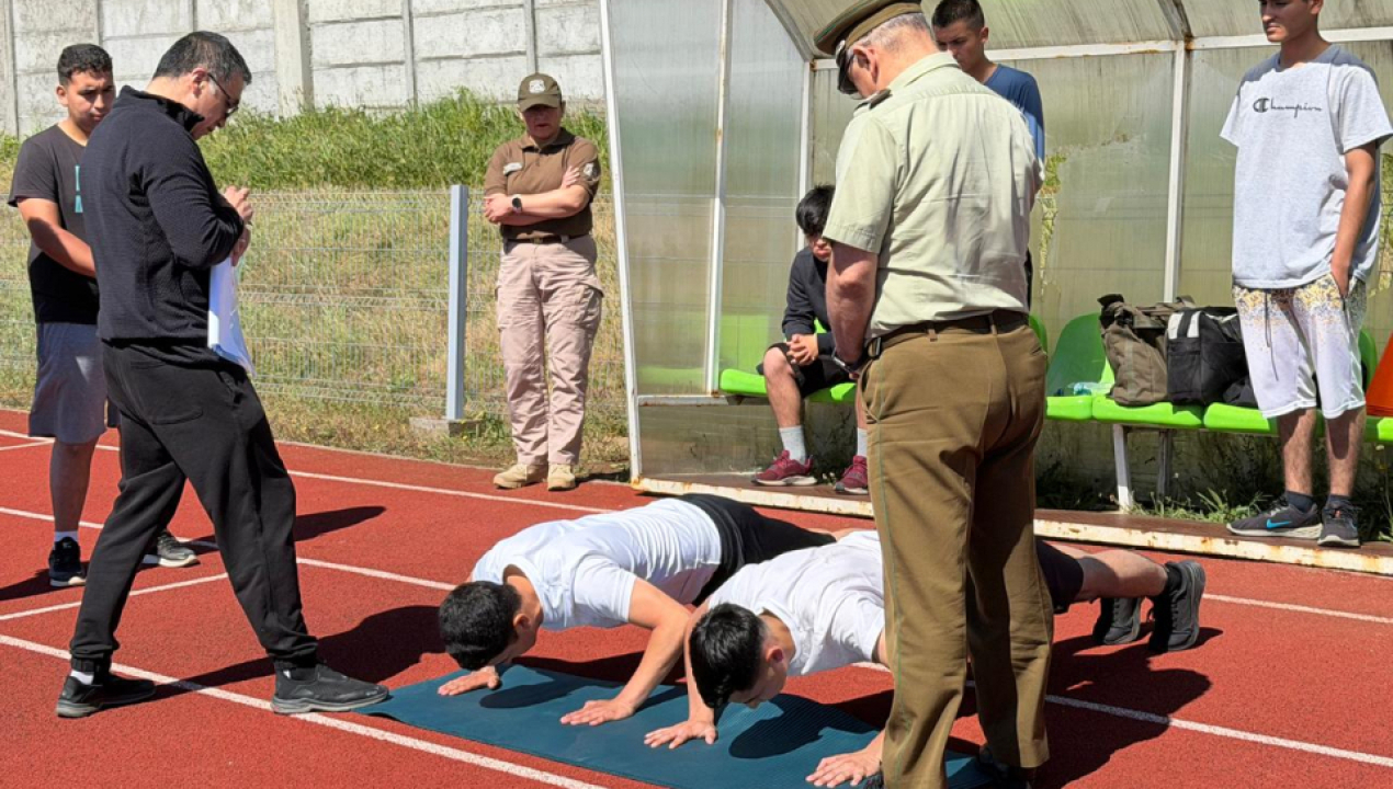 /postulantes-a-la-escuela-de-formacion-de-carabineros-de-chile-en-etapa