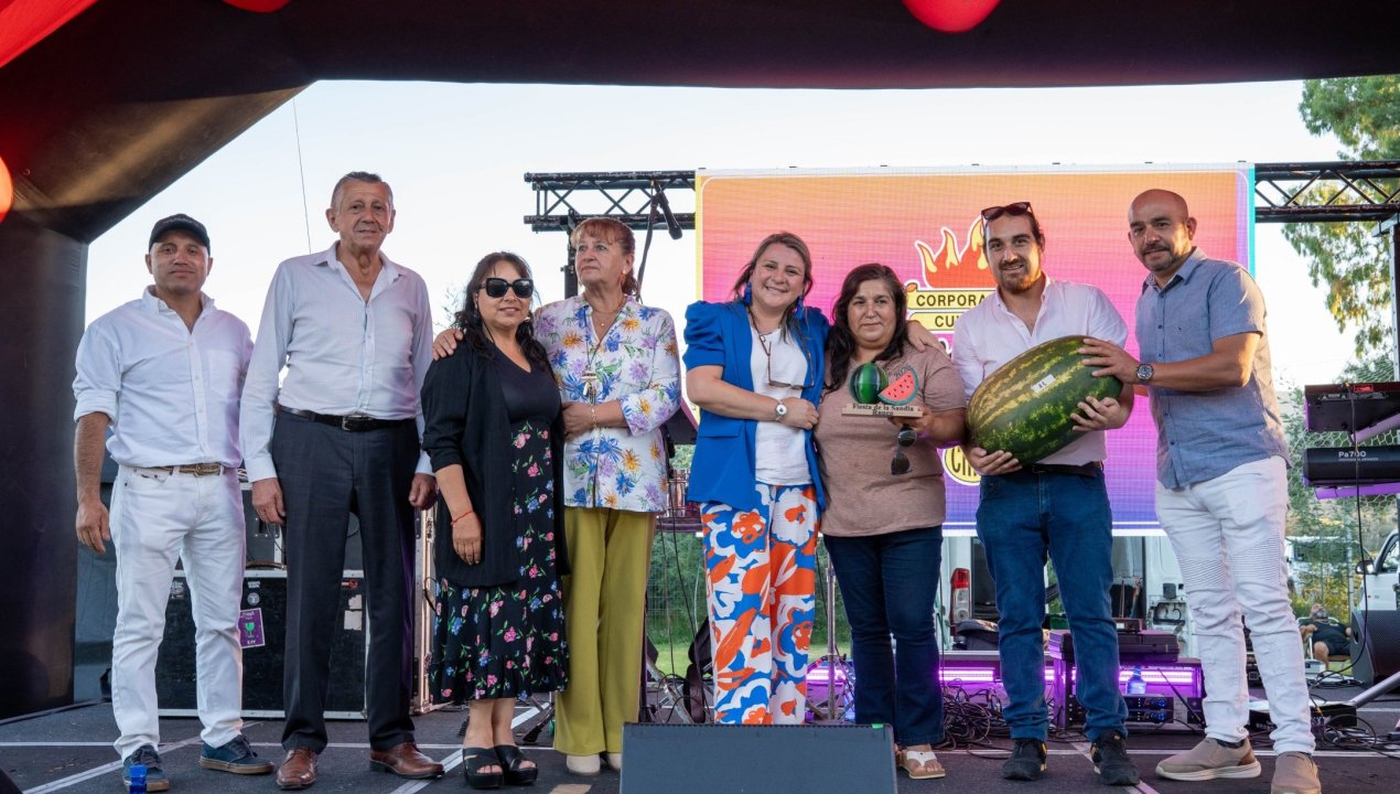 /fiesta-de-la-sandia-reunio-a-miles-de-personas-en-rauco