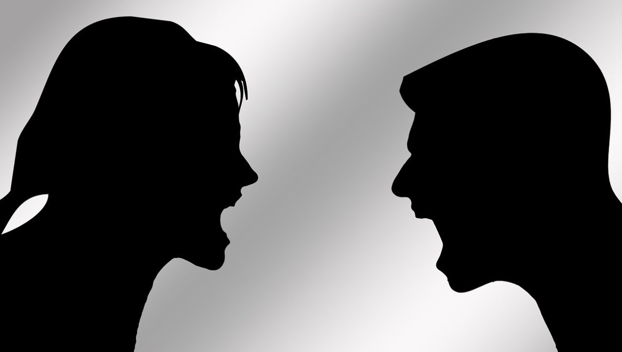 /claves-ipsos-54-apoya-una-ley-que-sancione-discursos-de-odio-por