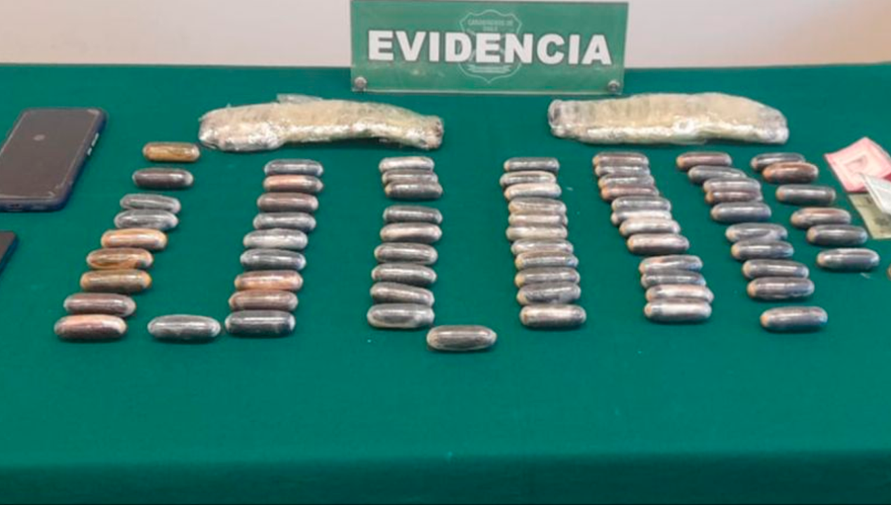 /regionales/region-de-valparaiso/detienen-a-extranjero-sorprendido-con-un-centenar-de-ovoides-de-cocaina-en