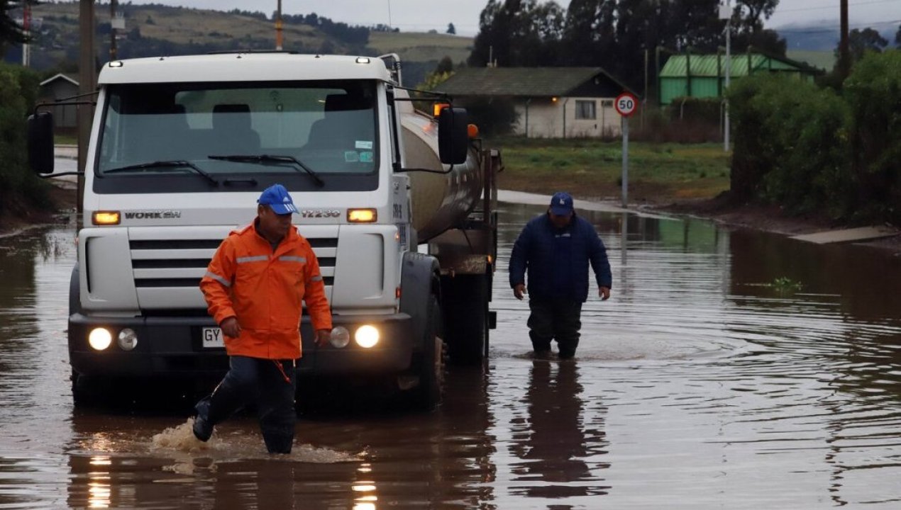 /actualidad/desastres-naturales/lluvias/balance-por-sistema-frontal-al-menos-dos-fallecidos-y-mas-de-mil-viviendas