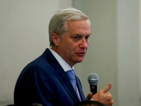 Vocera de Kast acusa “escándalo excesivo” y justifica ausencia en debates por agenda en regiones