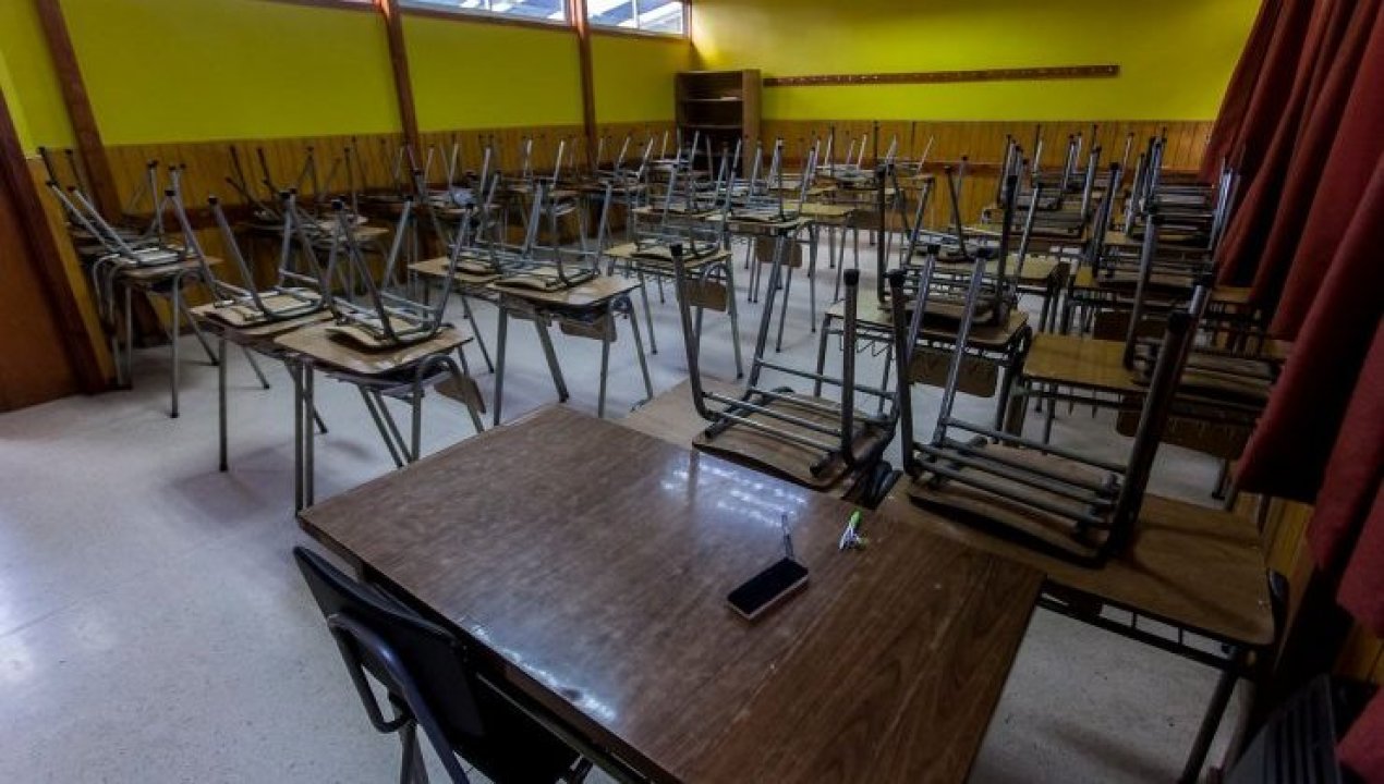 /regionales/polemica-fiesta-del-slep-atacama-desata-criticas-y-termina-con-la-salida-de