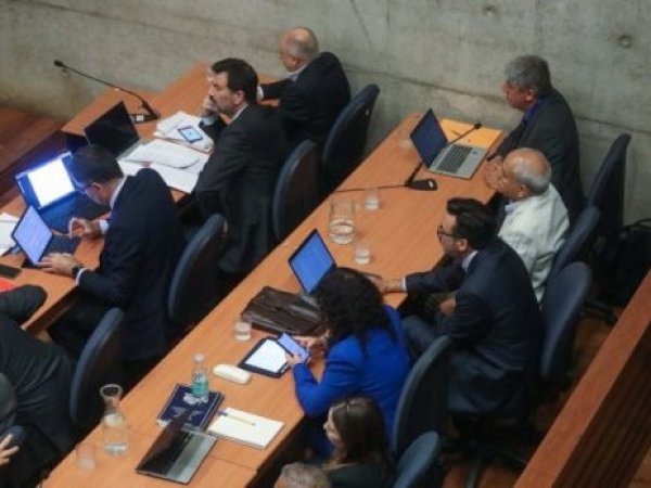 Trama bielorrusa: tribunal decreta arresto domiciliario total y arraigo para tres imputados por lavado de activos