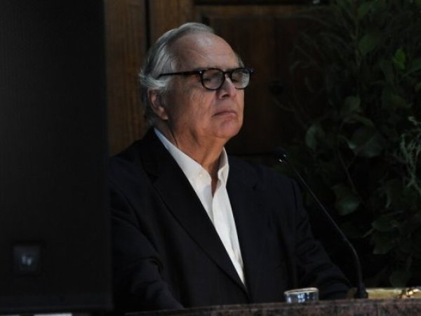 Fiscalía reveló que Andrés Chadwick está en calidad de imputado en causa reservada