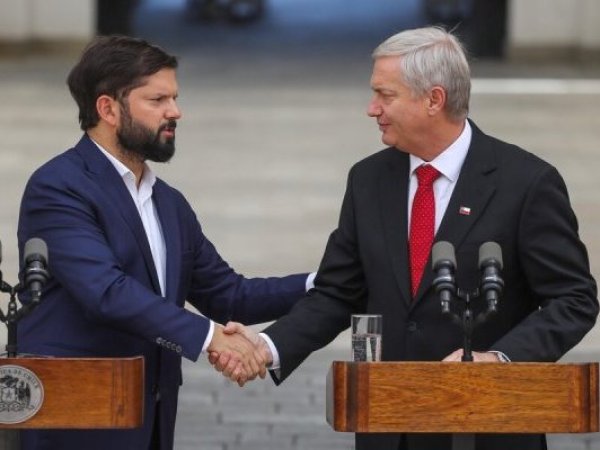 Presidente Boric destaca transición institucional hacia el gobierno de Kast