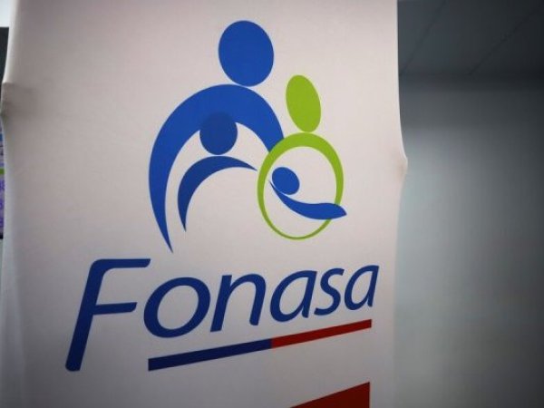 Fonasa activa Sistema de Acceso Priorizado 2026 para cirugías de rodilla y cadera