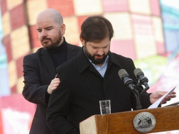 Boric defiende a Jackson, asume error por Monsalve y no descarta volver a postular a la presidencia