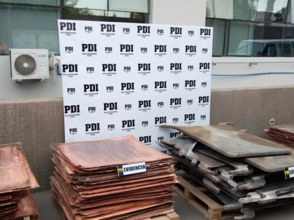 PDI y Fiscalía de Arica: Incautan más de 2.5 toneladas de cable de cobre robado