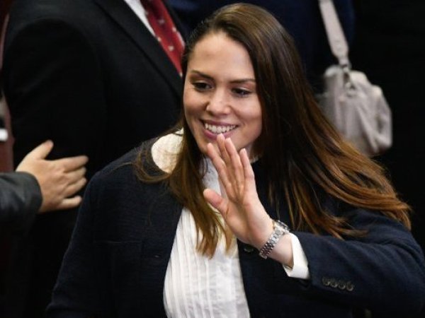 Natalia Duco dice adiós y sale del Gobierno tras polémicas semanas