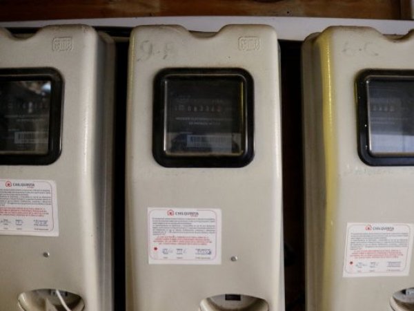 Ejecutivo proyectó baja en las tarifas eléctricas en 13 regiones del país en 2027
