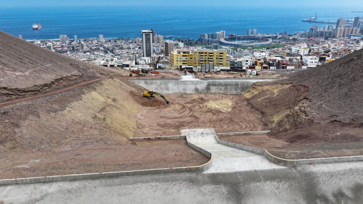 /un-98-de-avance-presenta-la-construccion-de-obras-de-control-aluvional-en