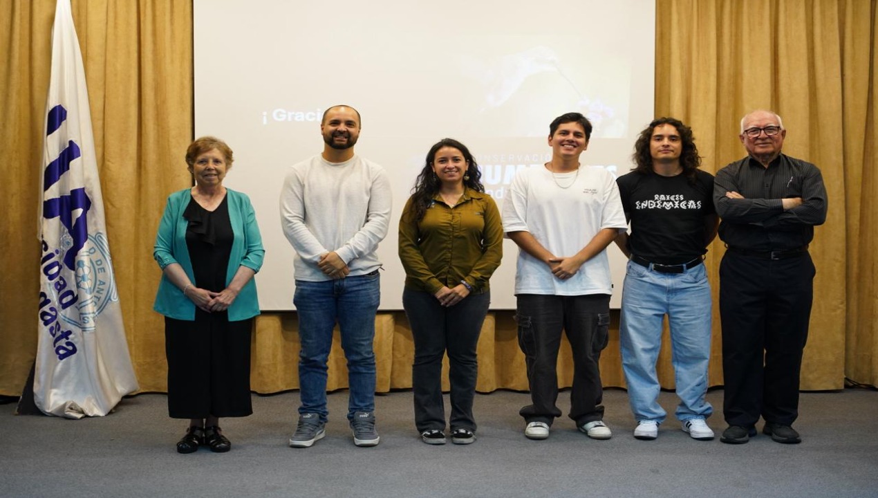 /exponen-sobre-relacion-suelo-humedales-en-seminario-realizado-en-la-ua